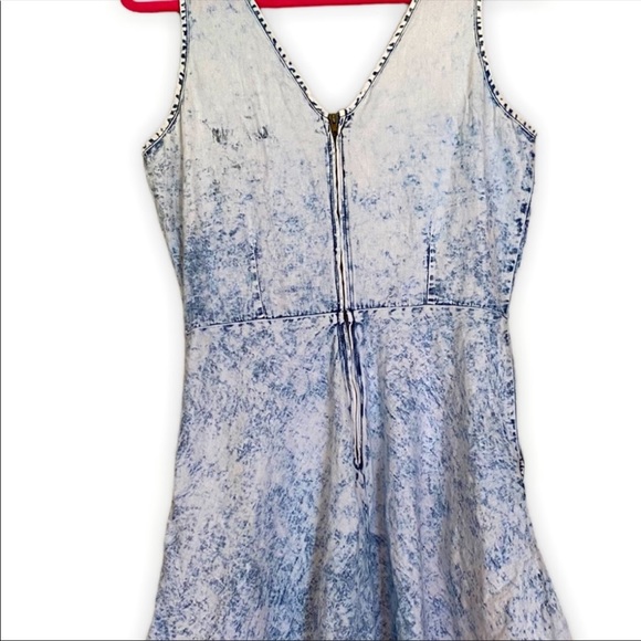✨SOLD✨ ACID WASH DRESS - Picture 4 of 4